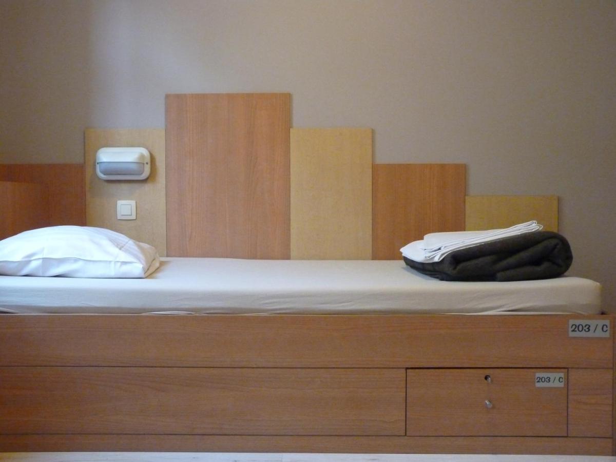 Sleep Well Youth Hostel